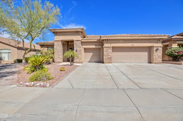 $4,900 | 1928 West Spur Drive, Phoenix, AZ 85085