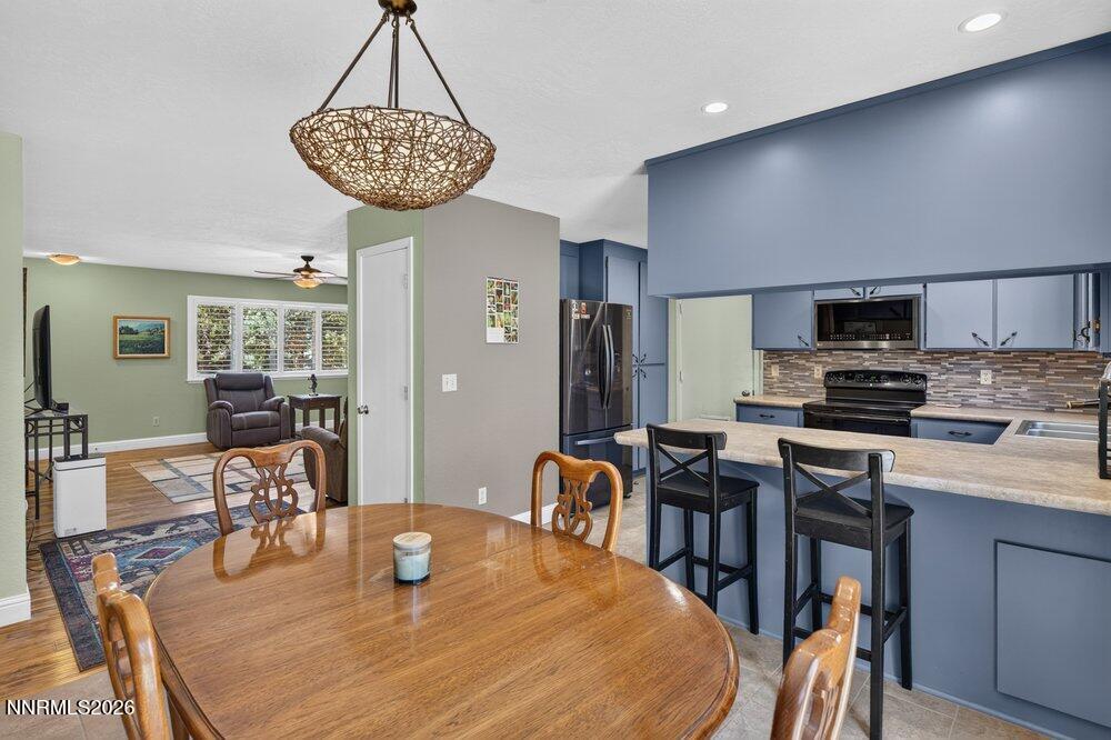 2291 Empire Road Reno, NV 89521 - Photo 13 of 40 kitchen.dining2