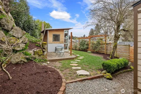 $645,000 | 3912 South Findlay Street, Seattle, WA 98118