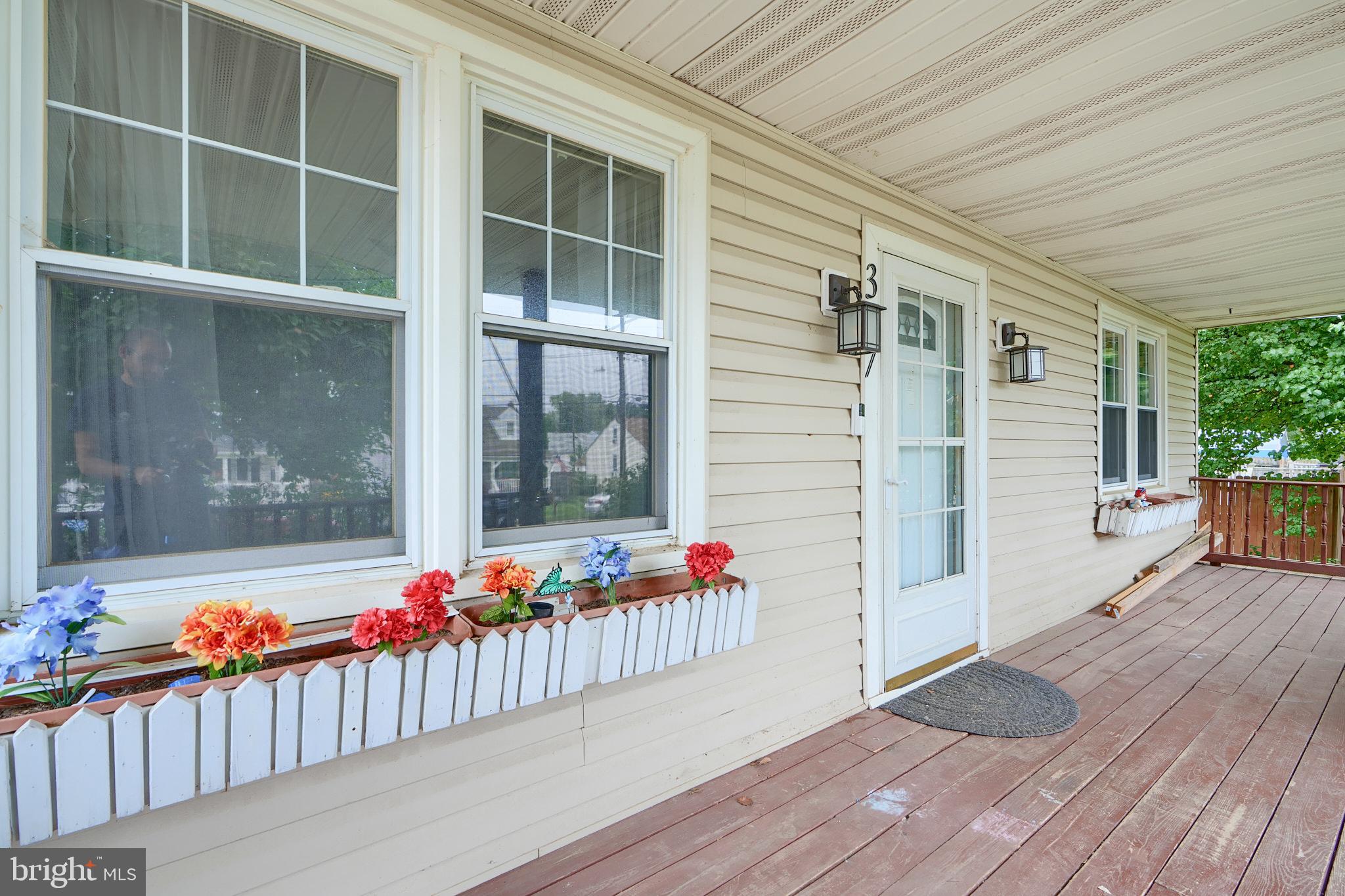 337 Cresswell Road Baltimore, MD 21225 - Photo 1 of 40 Gallery Image 1