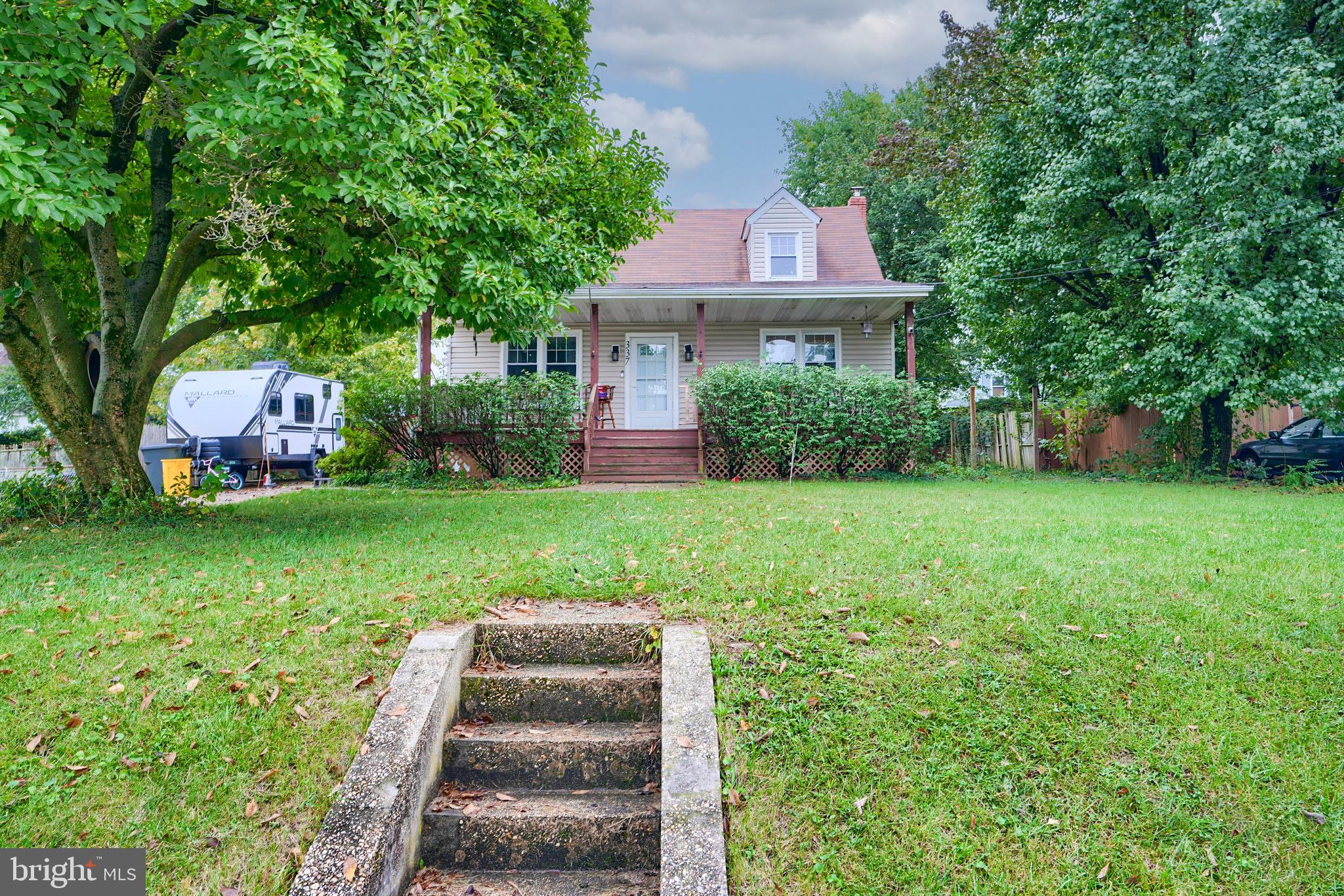 337 Cresswell Road Baltimore, MD 21225 - Photo 3 of 40 Gallery Image 3