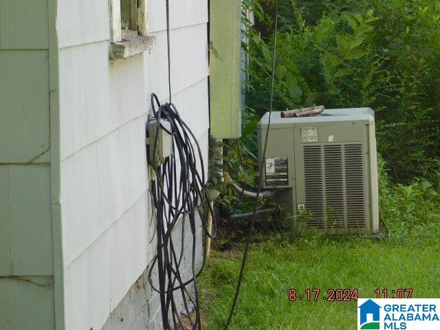 119 Gwin Avenue Bessemer, AL 35023 - Photo 2 of 17