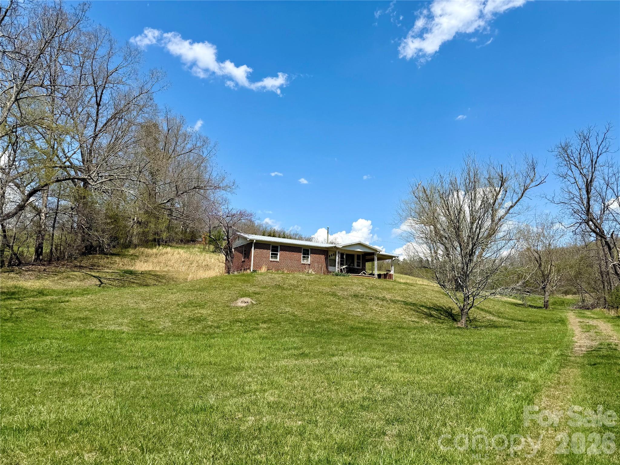 637 Fletcher Martin Road Alexander, NC 28701 - Photo 2 of 10