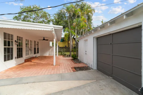 $4,650 | 306 34th Street, West Palm Beach, FL 33407