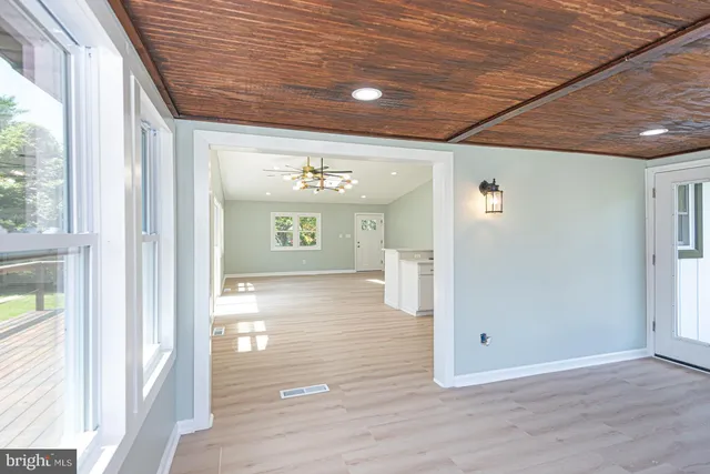 $529,995 | 6438 Knoll Hill Drive, Berlin, MD 21811