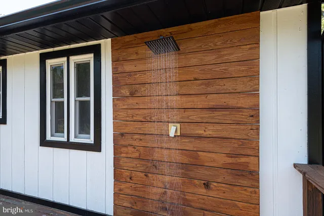 $529,995 | 6438 Knoll Hill Drive, Berlin, MD 21811