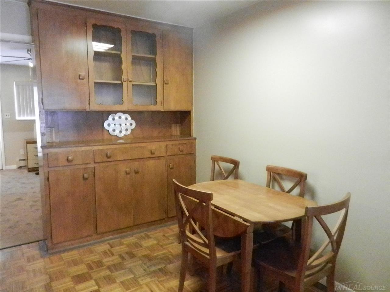 24301 Kelly Road, Unit 104 Eastpointe, MI 48021 - Photo 10 of 28