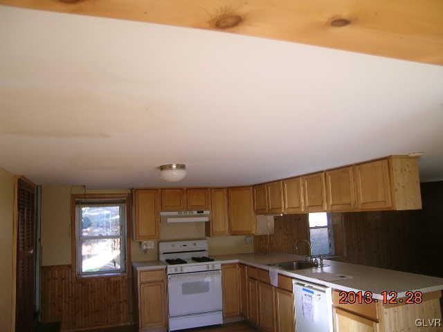 8544 Rasley Hill Road Bangor, PA 18013 - Photo 9 of 11 Gallery Image 9