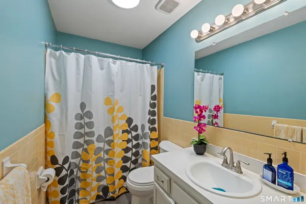 $198,000 | 69 Wellington Drive, Unit 69, Farmington, CT 06032
