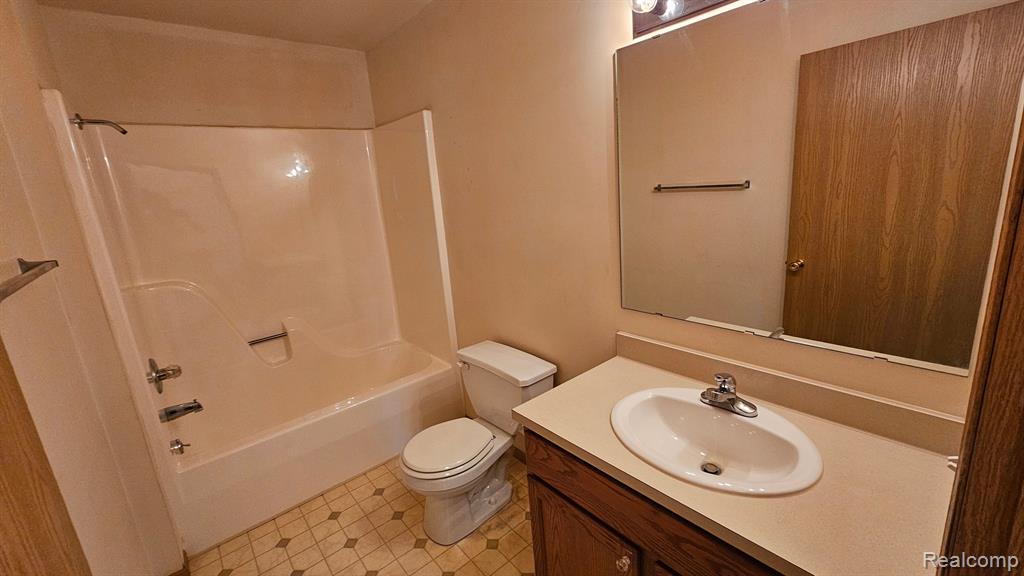 4336 West Lake Road Clio, MI 48420 - Photo 21 of 52 Gallery Image 21