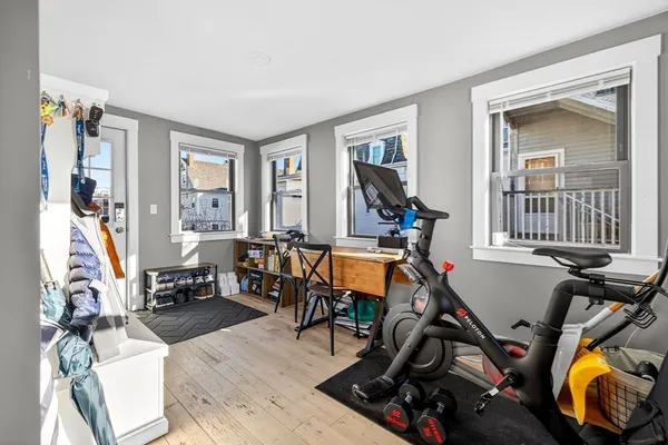 $3,500 | 20 Arlington Street, Unit 4, Somerville, MA 02145