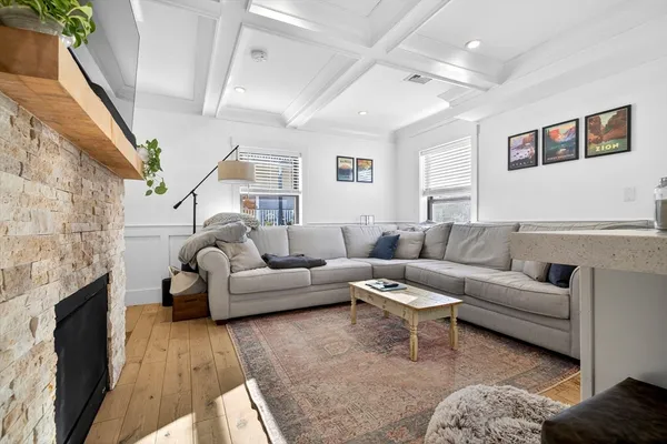 $3,500 | 20 Arlington Street, Unit 4, Somerville, MA 02145