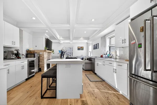 $3,500 | 20 Arlington Street, Unit 4, Somerville, MA 02145