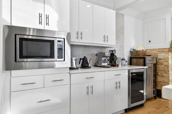 $3,500 | 20 Arlington Street, Unit 4, Somerville, MA 02145