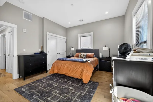 $3,500 | 20 Arlington Street, Unit 4, Somerville, MA 02145