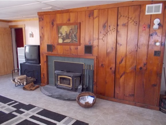 349 Highland Road Springfield, VT 05156 - Photo 6 of 16