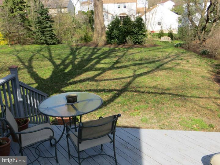 315 Riverview Road Swarthmore, PA 19081 - Photo 20 of 25 Deck