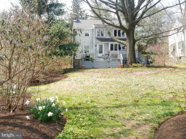 315 Riverview Road Swarthmore, PA 19081 - Photo 23 of 25 Exterior Back