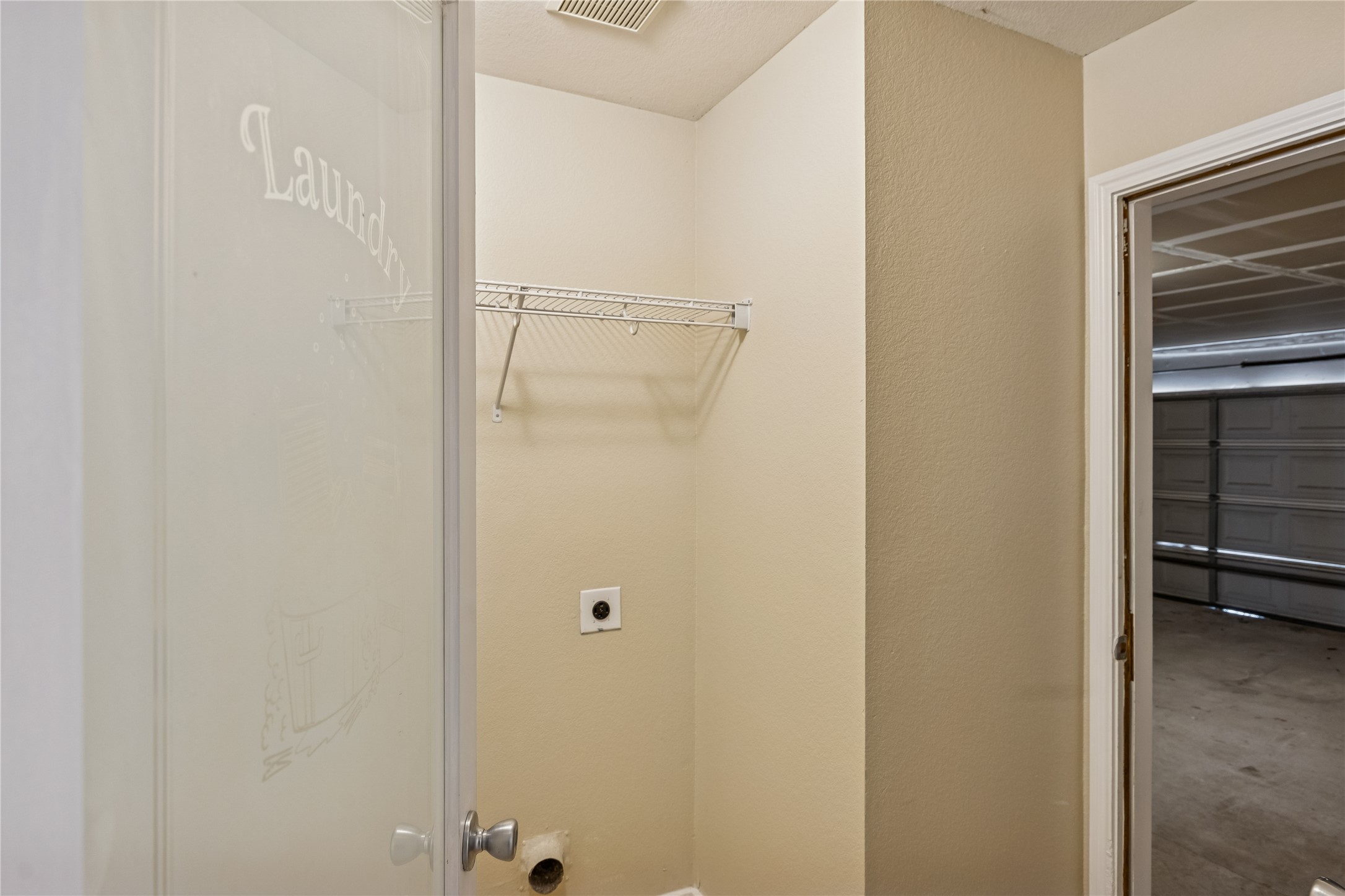 1148 Amberwood Loop Kyle, TX 78640 - Photo 13 of 22 a view of bathroom