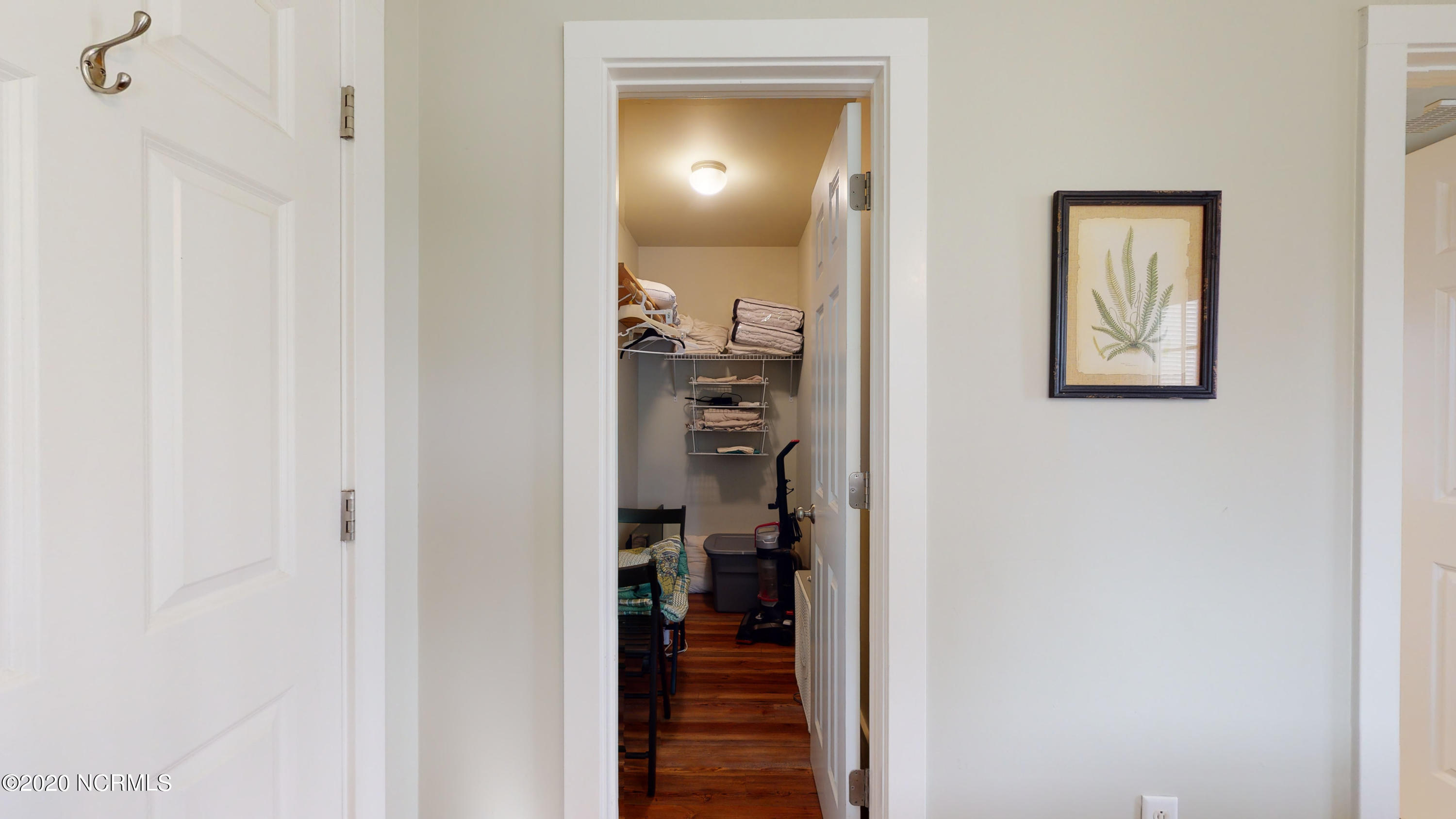 511 Neuse Village Road, Unit 8 Arapahoe, NC 28510 - Photo 50 of 53 511 Neuse Village Cottage #8-50