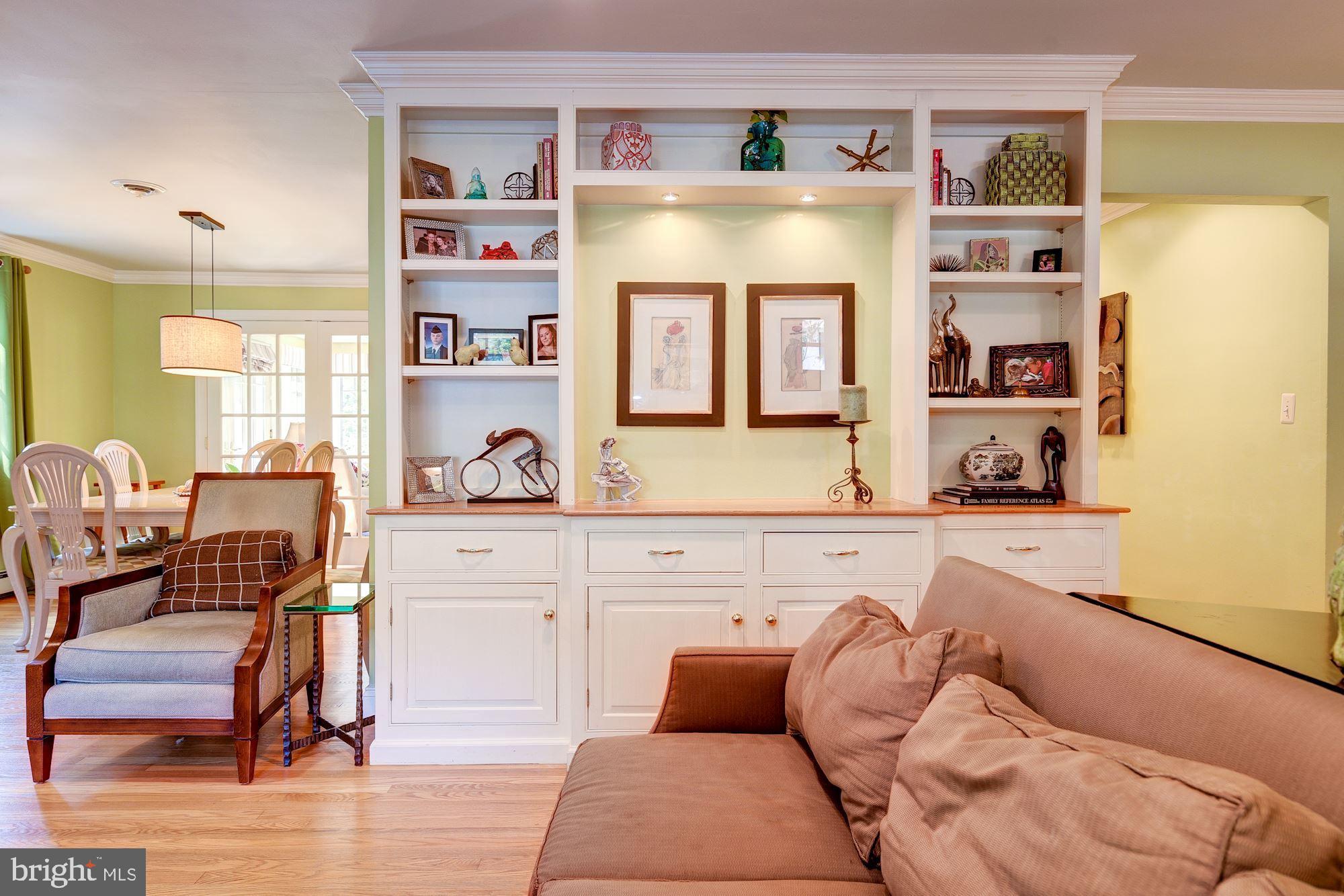 9036 Dunloggin Road Ellicott City, MD 21042 - Photo 4 of 30 Custom Built-ins in Living Room