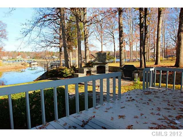 4440 Lake Shore Road North Denver, NC 28037 - Photo 4 of 16