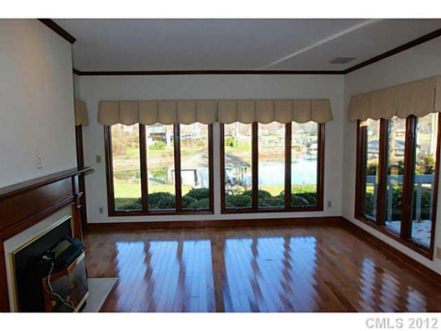 4440 Lake Shore Road North Denver, NC 28037 - Photo 6 of 16