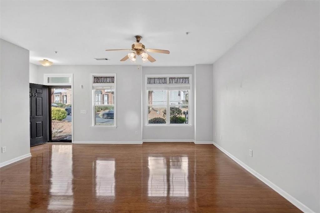 555 Ridge View Crossing Woodstock, GA 30188 - Photo 11 of 38