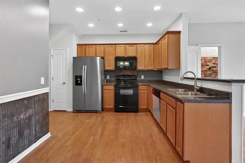 555 Ridge View Crossing Woodstock, GA 30188 - Photo 15 of 38