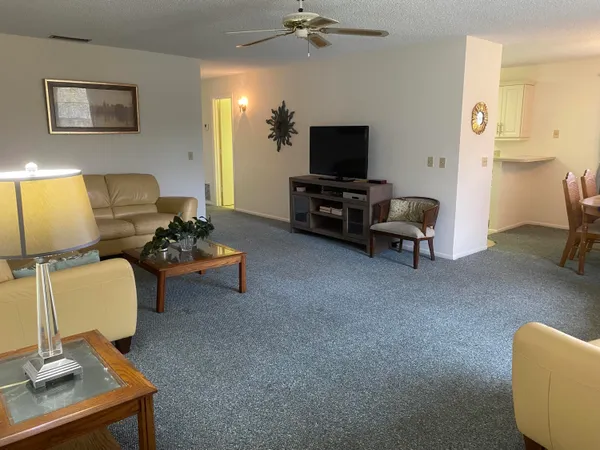 $1,500 | 26 Lake Vista Trail, Unit 201, Port St. Lucie, FL 34952