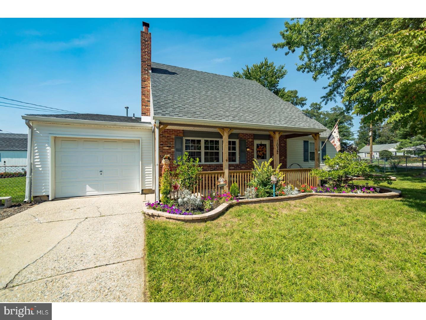 1032 Winslow Road Williamstown, NJ 08094 - Photo 1 of 25 Gallery Image 1