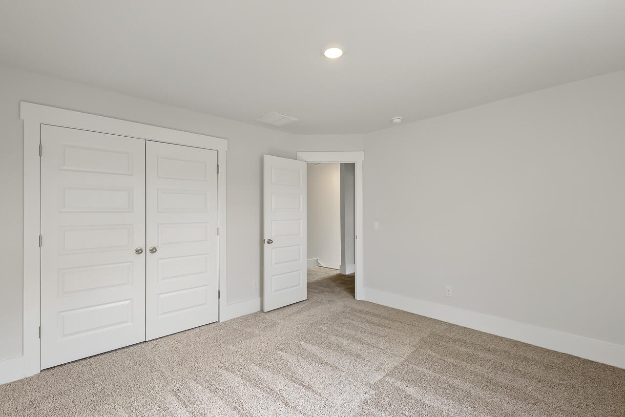 113 Castle Hl Drive Yemassee, SC 29945 - Photo 26 of 34 113 Castle Hill Interior_24