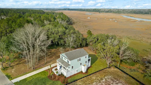 $799,900 | 113 Castle Hl Drive, Yemassee, SC 29945