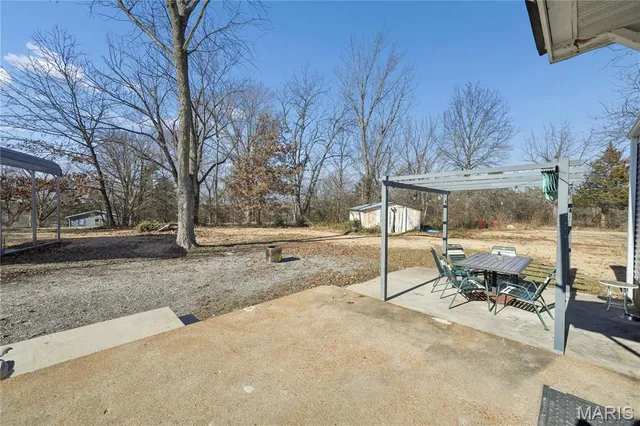 $190,000 | 911 Self Drive, Fenton, MO 63026