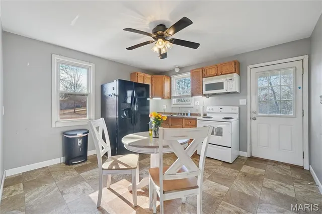 $190,000 | 911 Self Drive, Fenton, MO 63026