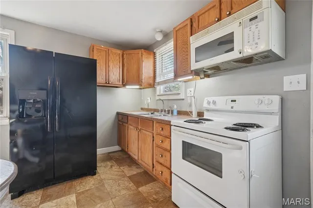 $190,000 | 911 Self Drive, Fenton, MO 63026