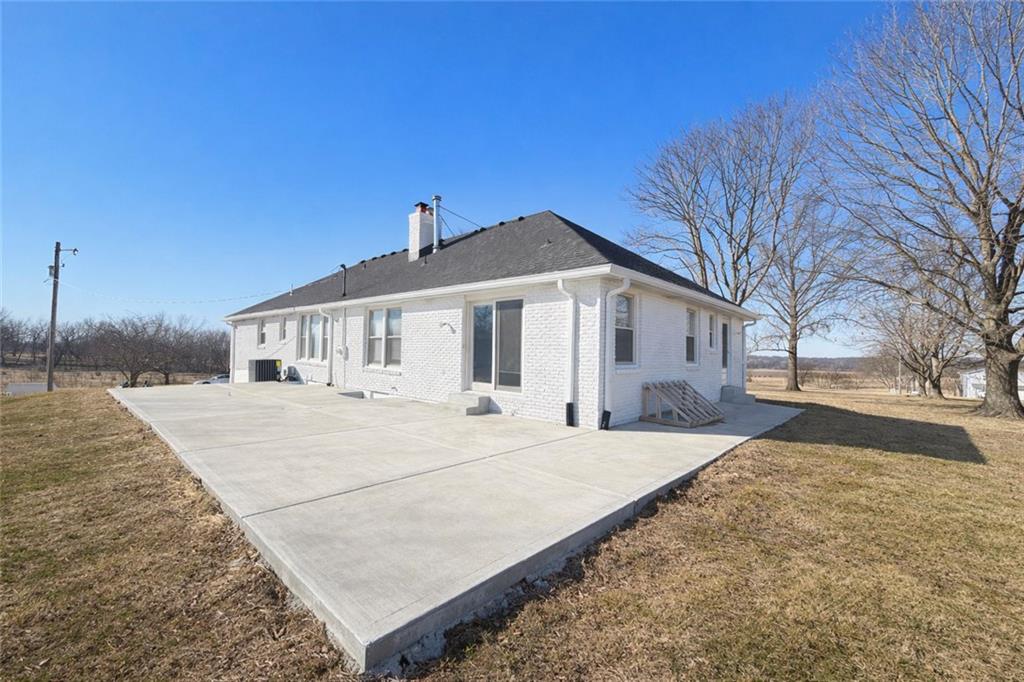 17009 South State Route East Pleasant Hill, MO 64080 - Photo 38 of 58