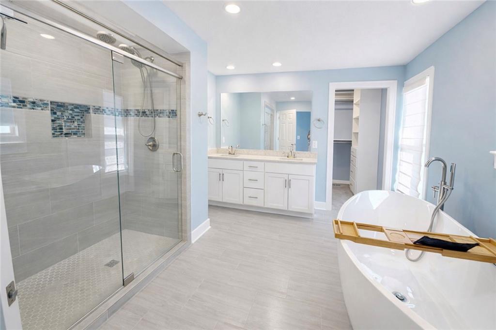 17009 South State Route East Pleasant Hill, MO 64080 - Photo 10 of 58