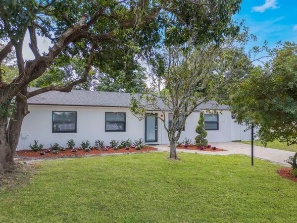 $3,400 | 992 Mohican Boulevard, Jupiter, FL 33458