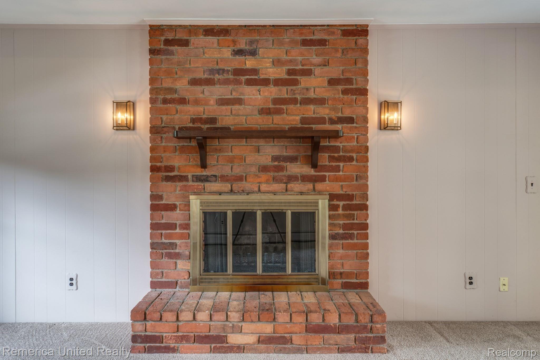 6120 North Beck Road Canton, MI 48187 - Photo 20 of 39 fireplace.jpg