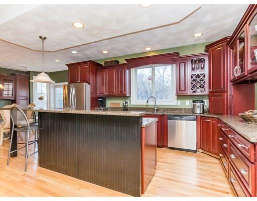 117 Davis Road Dracut, MA 01826 - Photo 12 of 41 Gallery Image 12