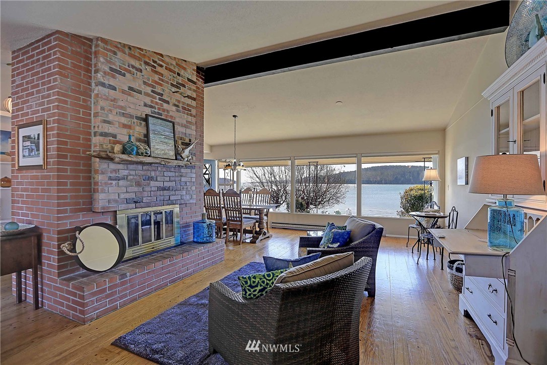 15247 Gibralter Road Anacortes, WA 98221 - Photo 5 of 18 Gallery Image 5