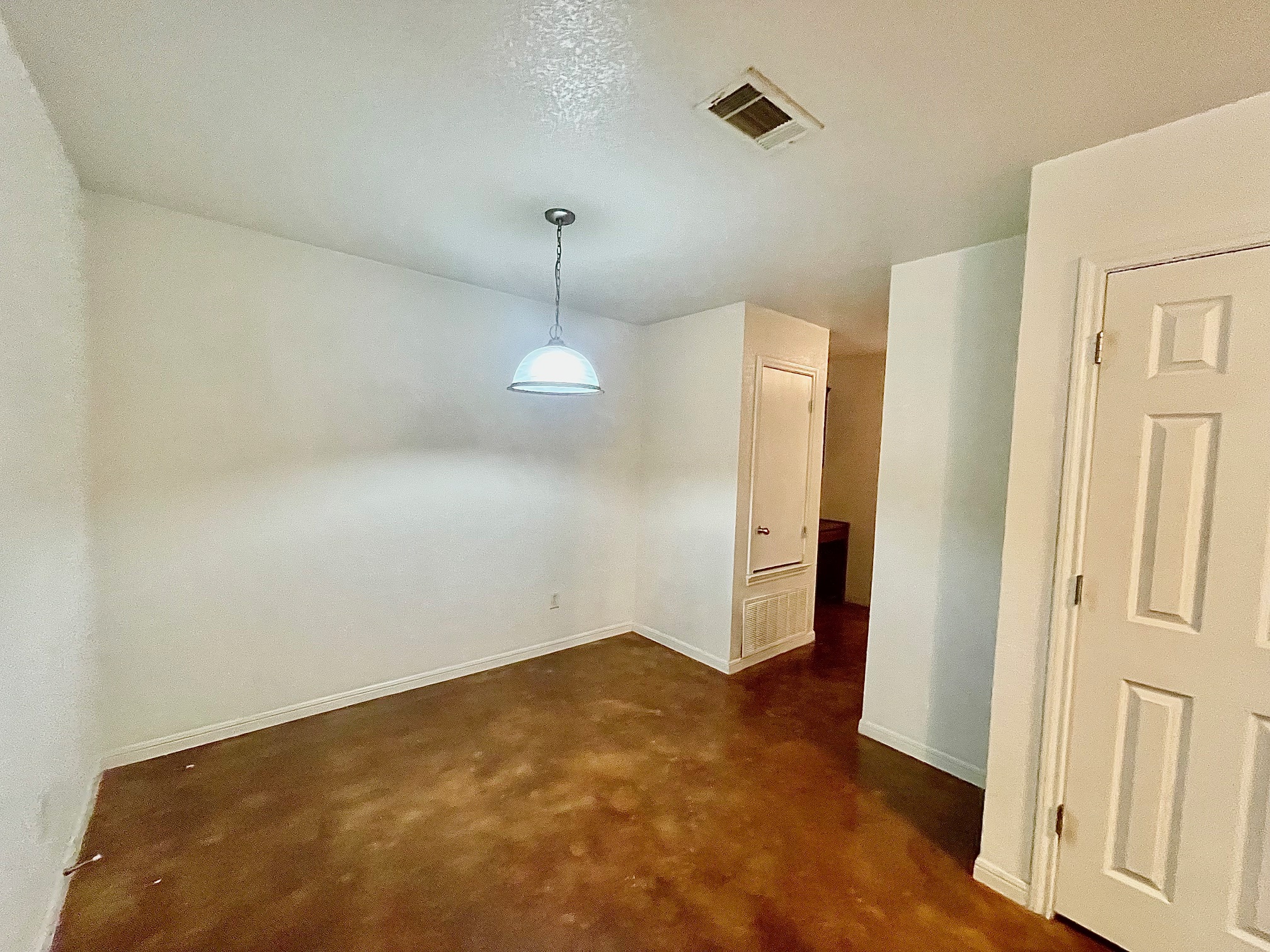 5018 205 Loop, Unit B Temple, TX 76502 - Photo 7 of 18 a view of an empty room