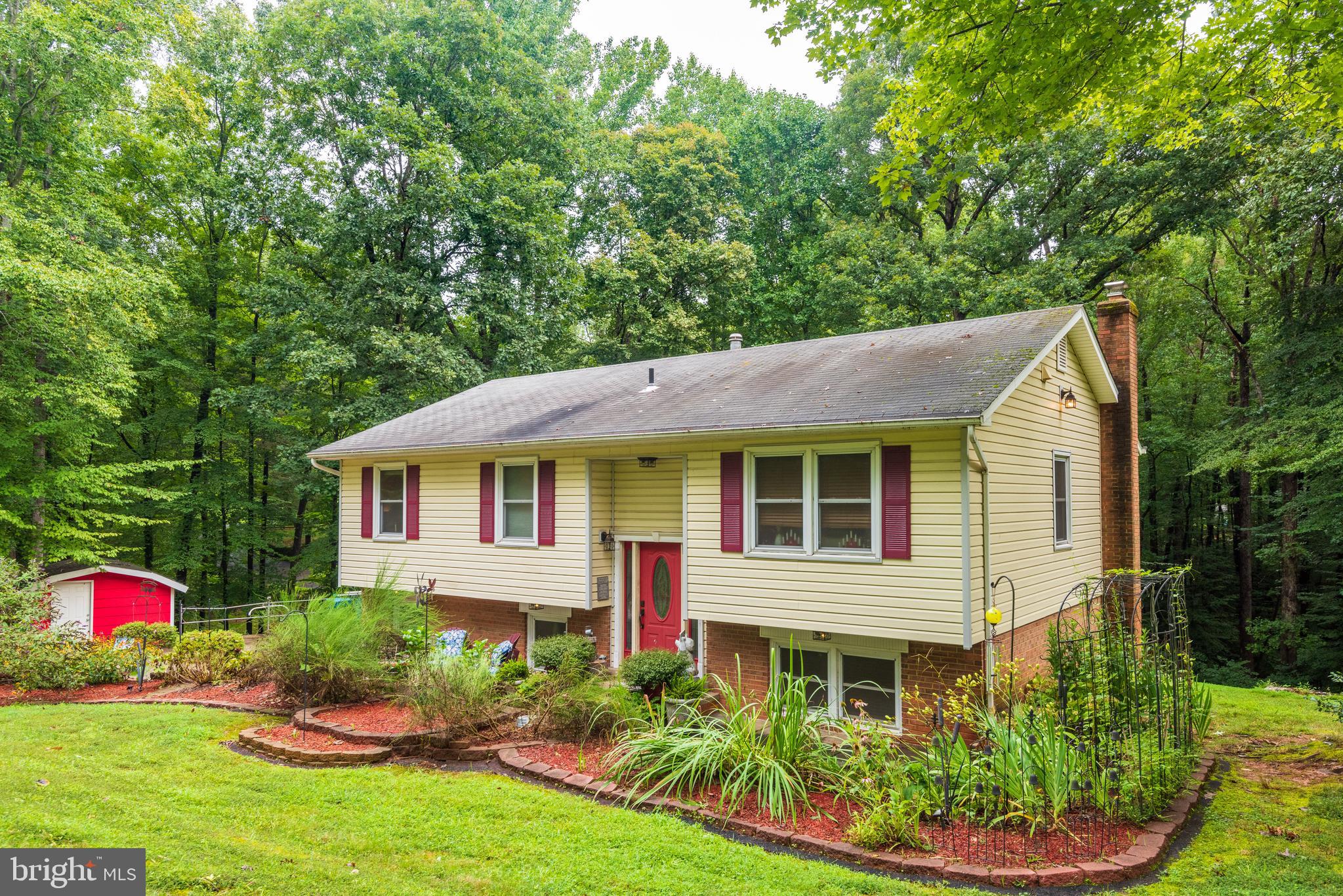 6496 Davis Ford Road Manassas, VA 20111 - Photo 1 of 26 Welcome Home!