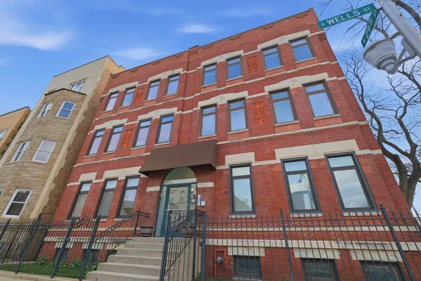 $249,000 | 2843 South Wells Street, Unit 2E, Chicago, IL 60616