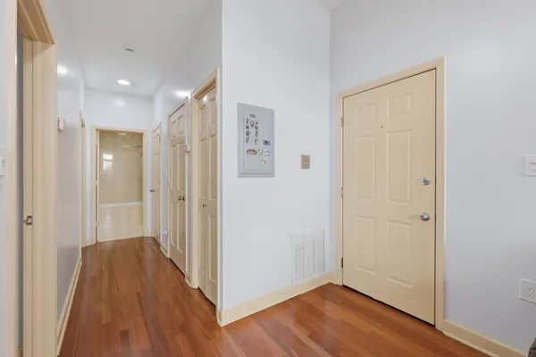 $249,000 | 2843 South Wells Street, Unit 2E, Chicago, IL 60616