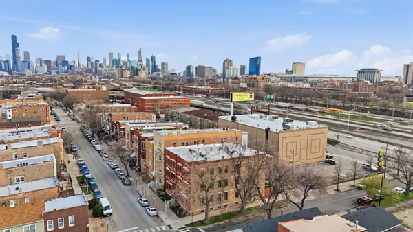 $249,000 | 2843 South Wells Street, Unit 2E, Chicago, IL 60616