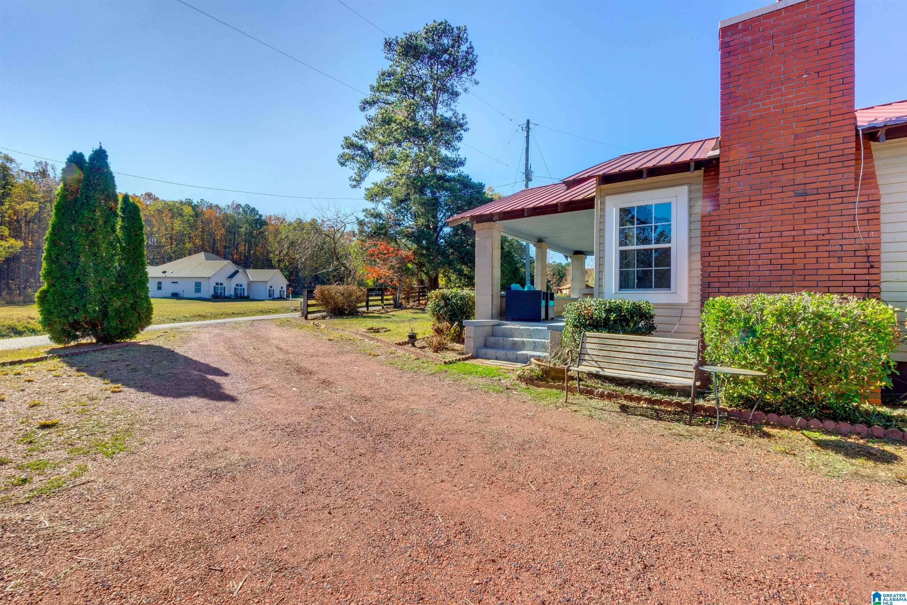 1207 County Road 153 Jemison, AL 35085 - Photo 7 of 54