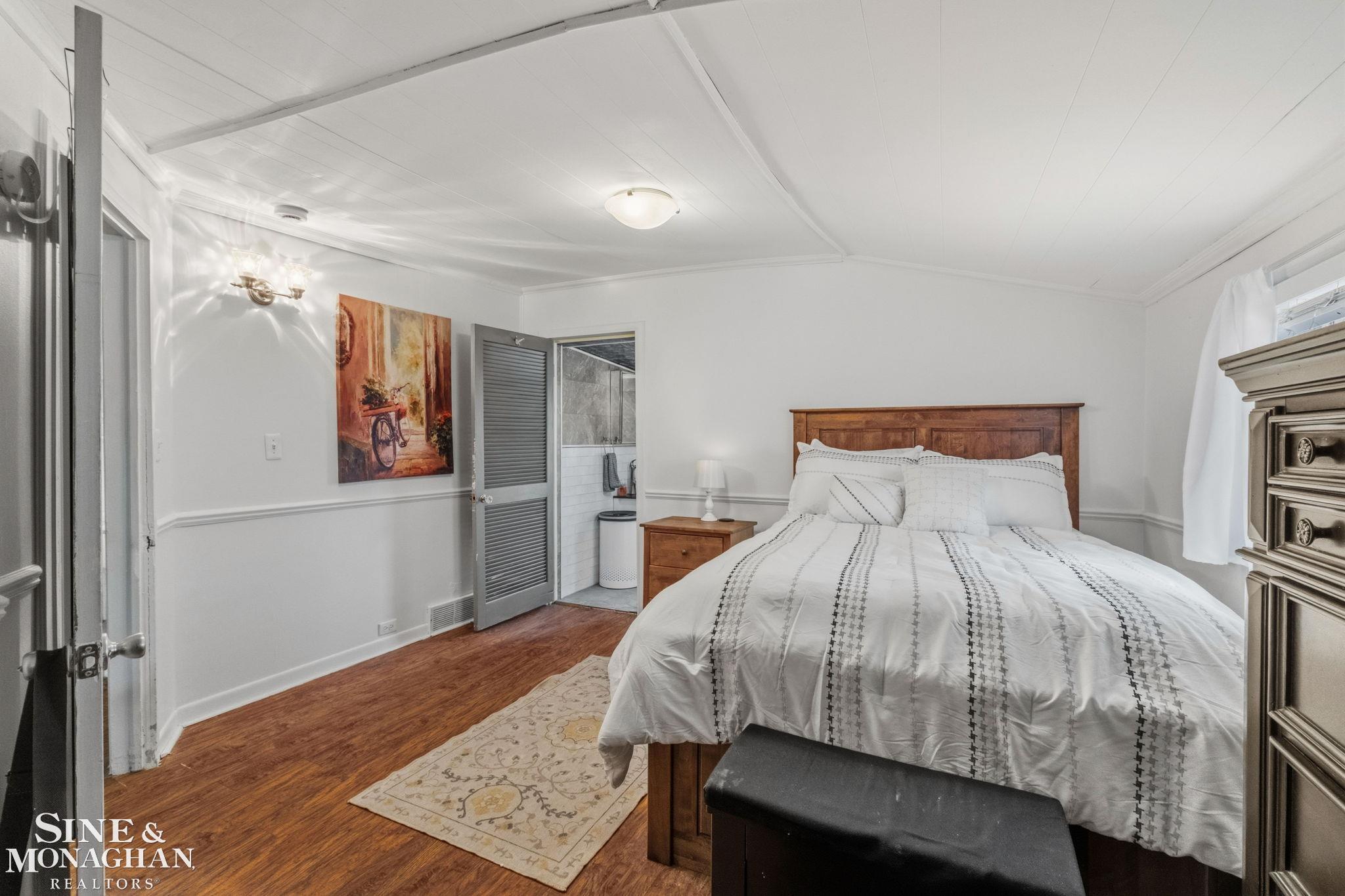 134 Kerby Road Grosse Pointe, MI 48236 - Photo 21 of 69 50213365-80b21676-c1ae-4852-8583-b6de95c0838c.JPG