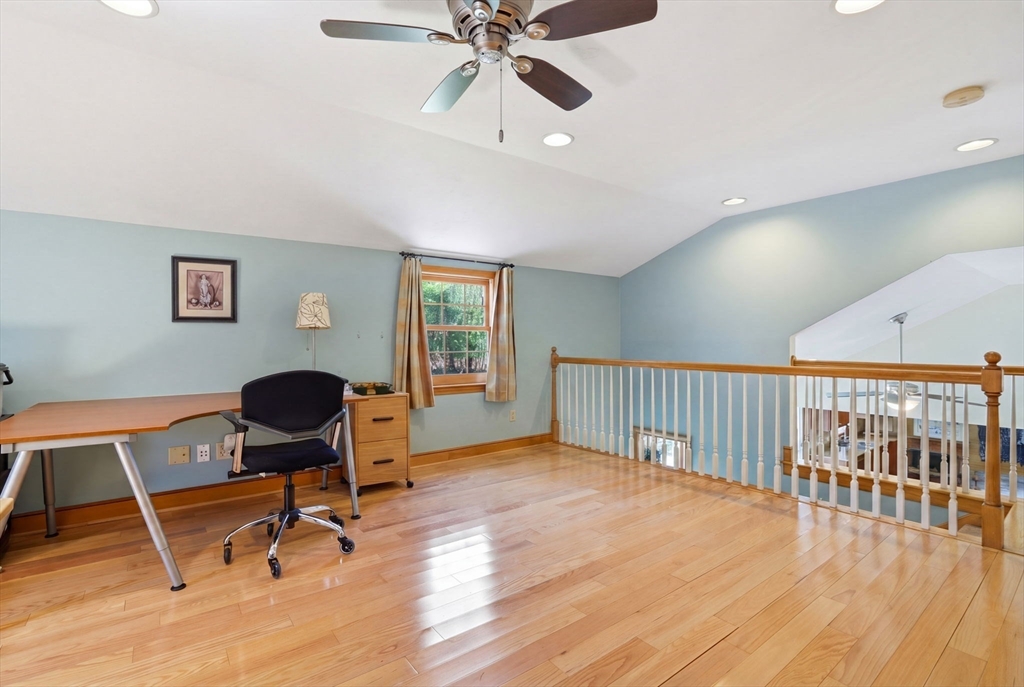 23 Olde Farm Road Easton, MA 02375 - Photo 8 of 37